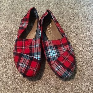 Plaid toms